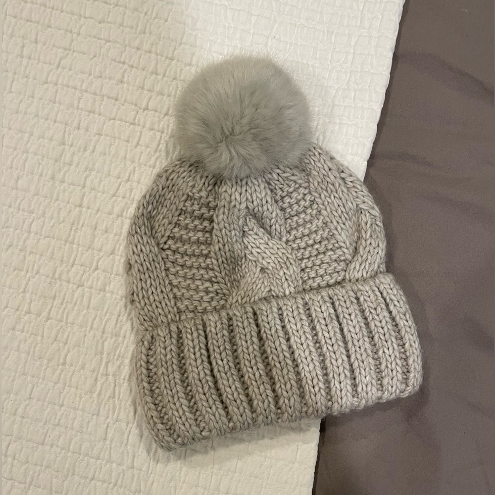 H&M Toque